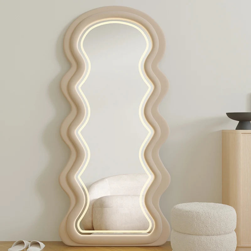 wavy mirror